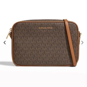 Like new ✨ Michael Kors Monogram Leather Zip Camera Crossbody Bag